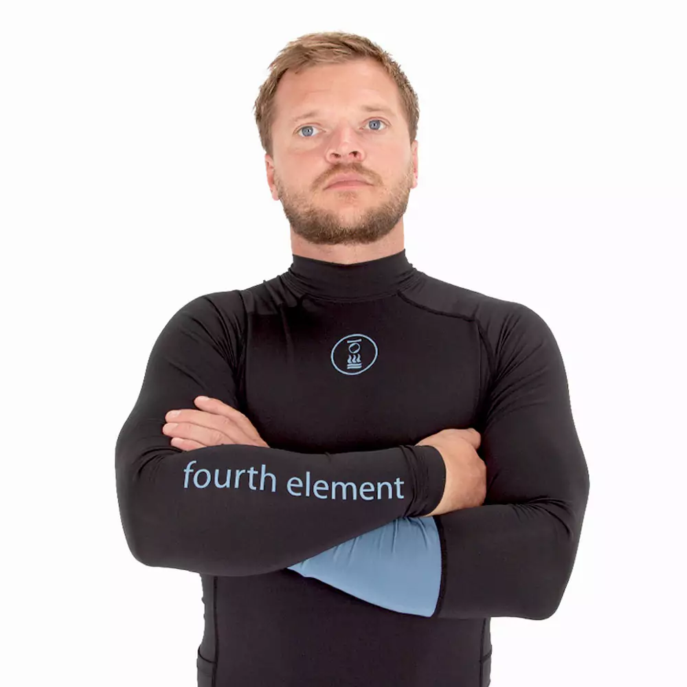 Fourth Element Men's Long Sleeve Hydro-T Rashguard - Black/Ocean Blue - Image 4
