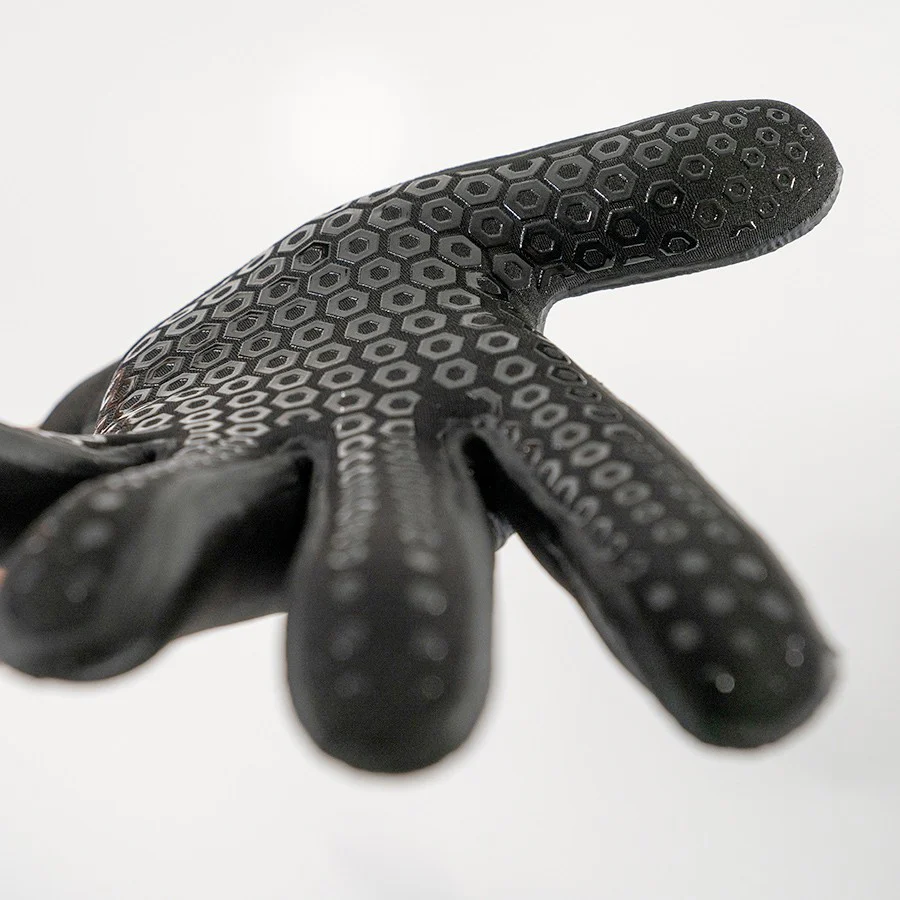 Fourth Element Neoprene Hydrolock Gloves - 5mm - Image 5