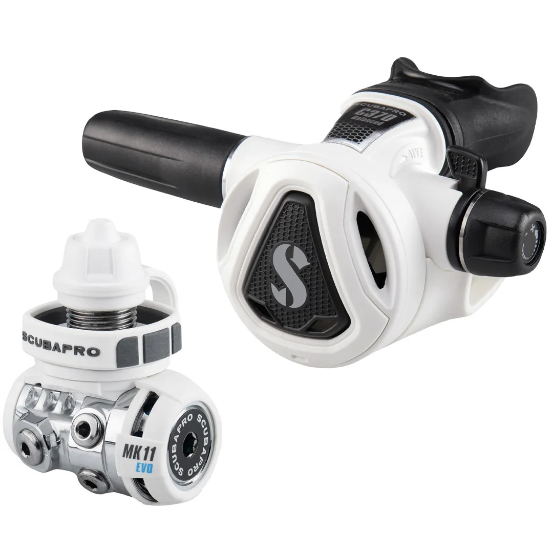 White Scubapro MK11 EVO 2 / C370 Regulator - Image 2