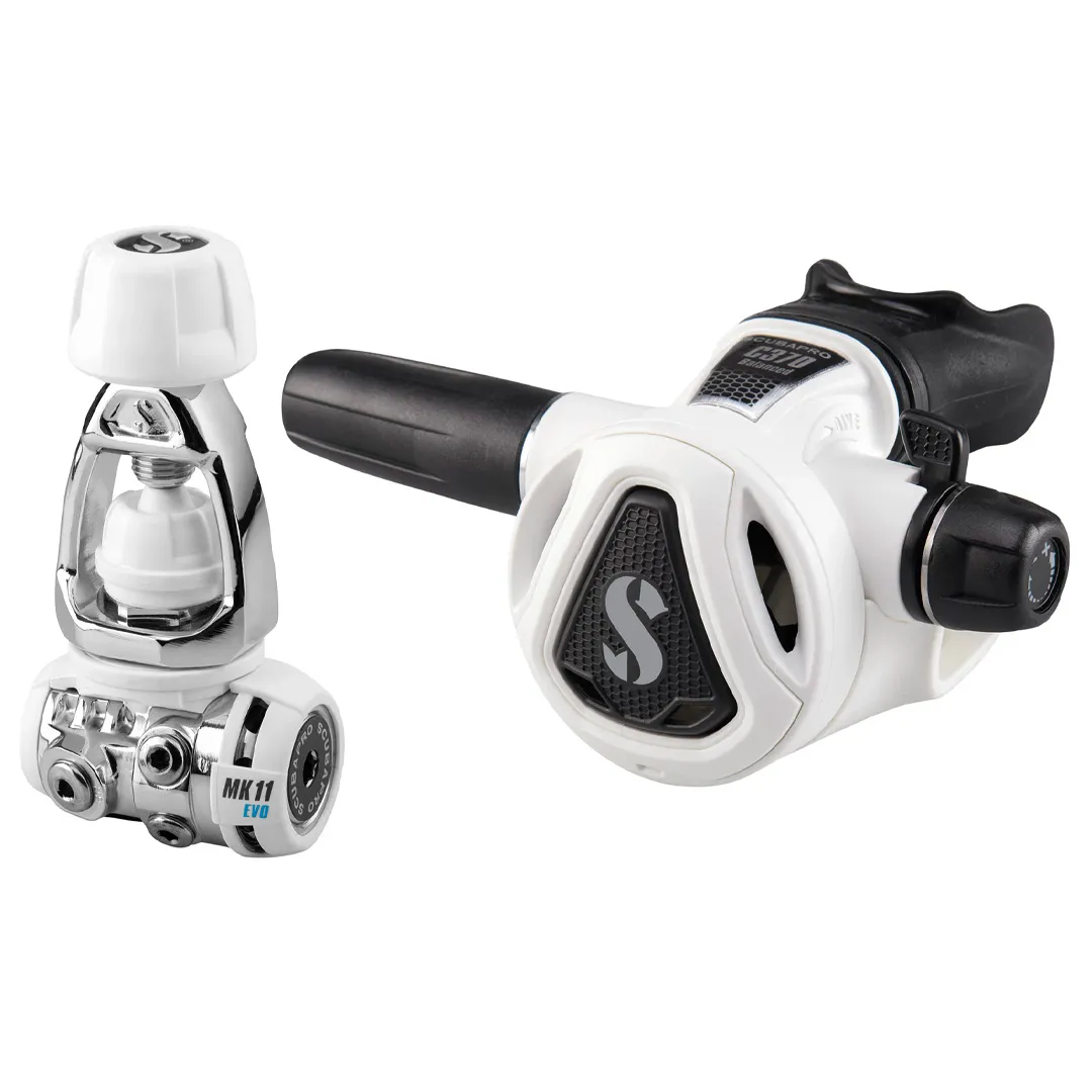 White Scubapro MK11 EVO 2 / C370 Regulator - Image 9